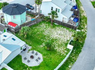 513 Parkhill Cir, Panama City Beach, FL 32407