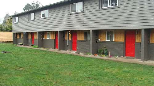 520 NE 108th Ave Photo 1