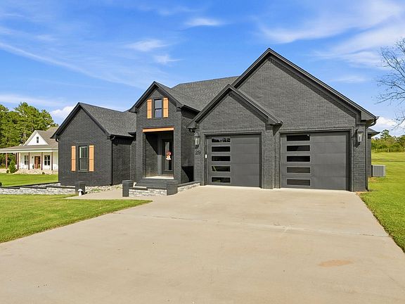 4th image of 29 Republican Valley Dr