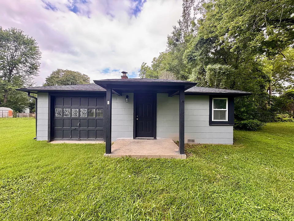6 Irma Ln