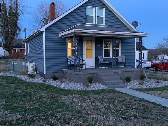 2nd image of 410 Woodland St