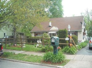 1719 Glenside Dr, Harrisburg, PA 17109