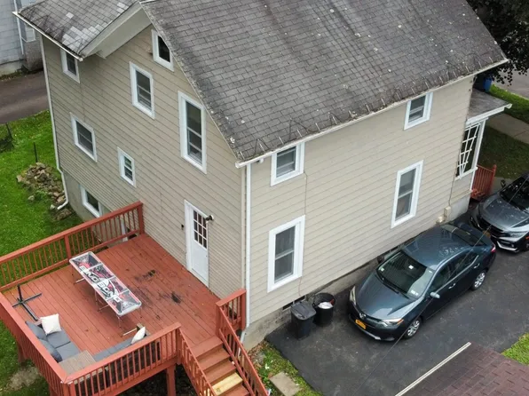 23 James St, Cortland, NY 13045