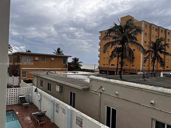 4th image of 1901 N Surf Rd APT 20