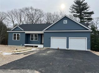 7 Julians Cir, Sterling, CT 06377