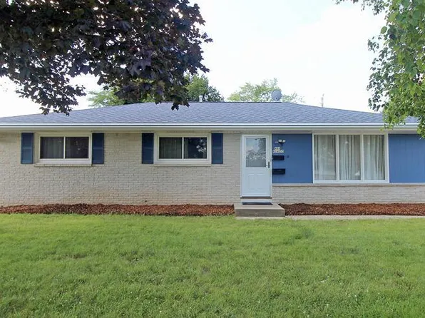 N86W14853 Rozanne DRIVE, Menomonee Falls, WI 53051