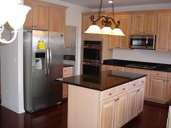 3rd image of 26245 Whispering Woods Cir