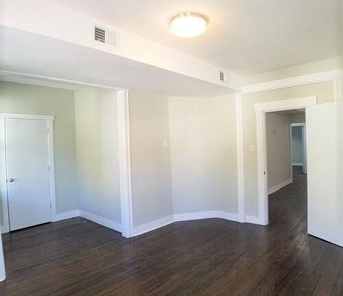 4th image of 78 N 19th St APT 3
