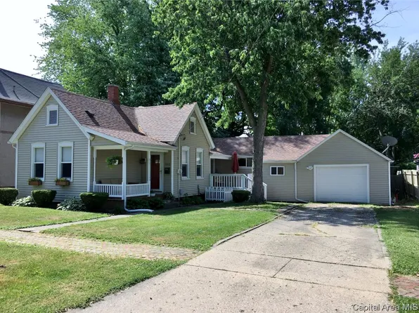 552 E Grove St, Galesburg, IL 61401
