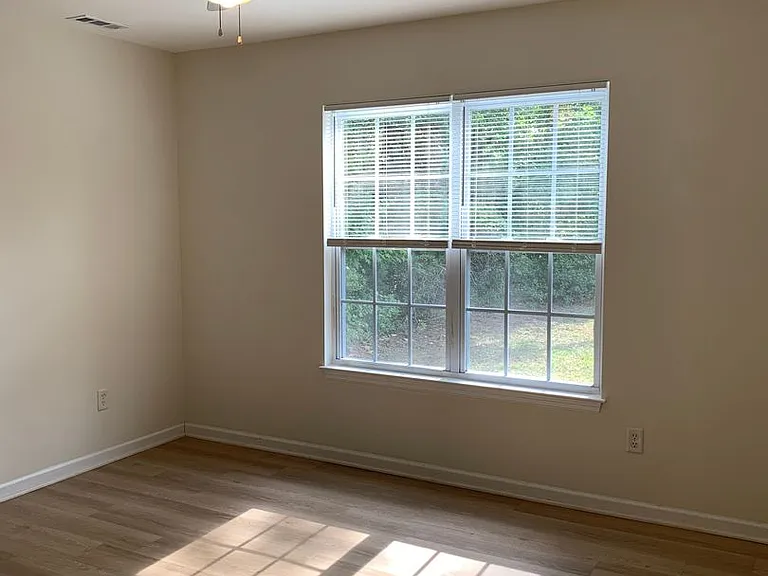 4011 Masonboro Loop Rd — Photo 21