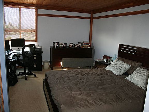 2nd image of 4588 W Point Loma Blvd Unit C