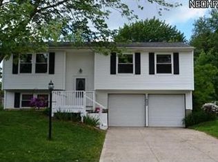841 Ridgeview Dr, Medina, OH 44256