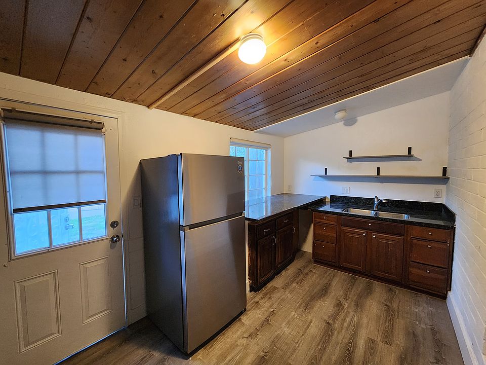 1st image of 155 E 15th Ave E #2