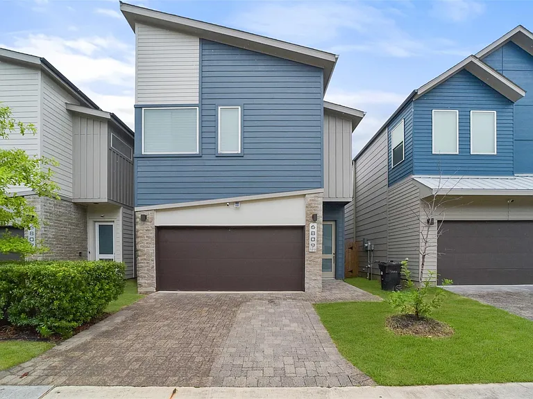 6809 Rocinante Ln — Photo 1