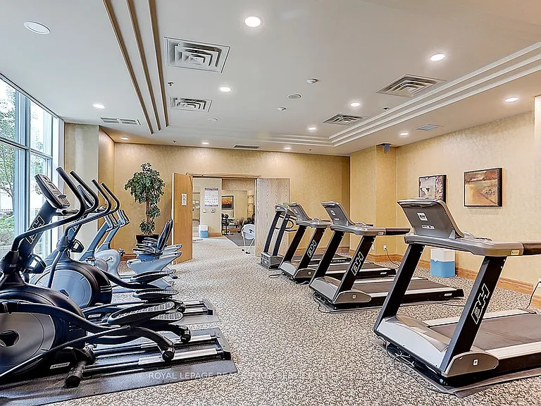 5500 Yonge St #808 — Photo 27