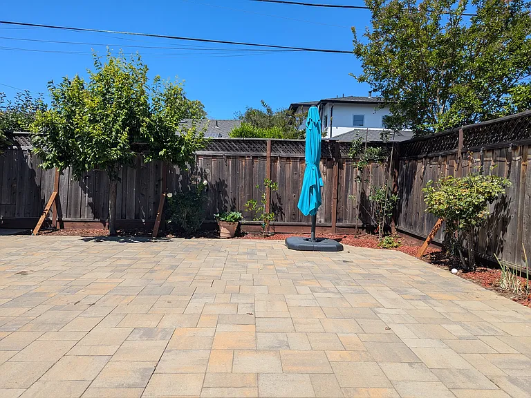 1666 Lee Dr — Photo 35