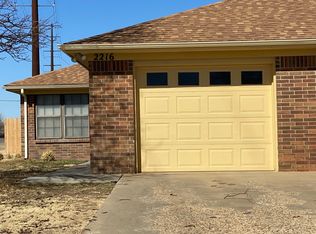 2216 Troveta Dr #1, Amarillo, TX 79110