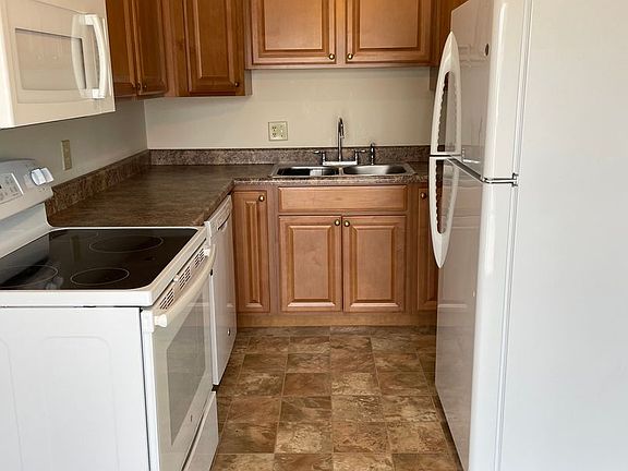 2nd image of 1405-1413 8th Ave #1411-1
