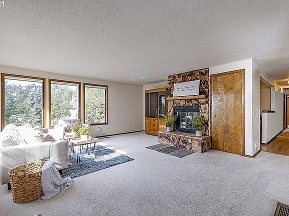 4th image of 3311 Forest Gale Dr