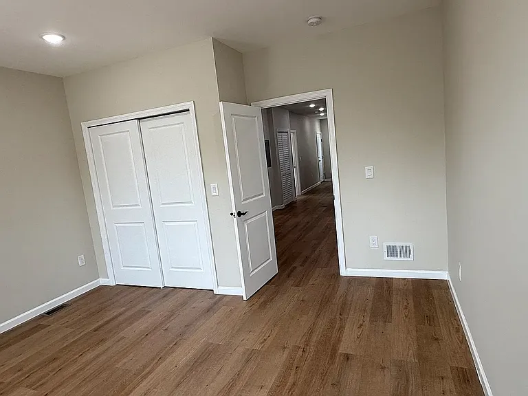 256 Berkeley Ave #256 — Photo 1