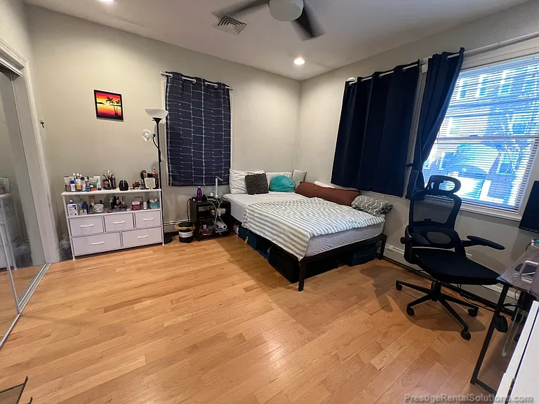 75 Easton St #1 — Photo 5