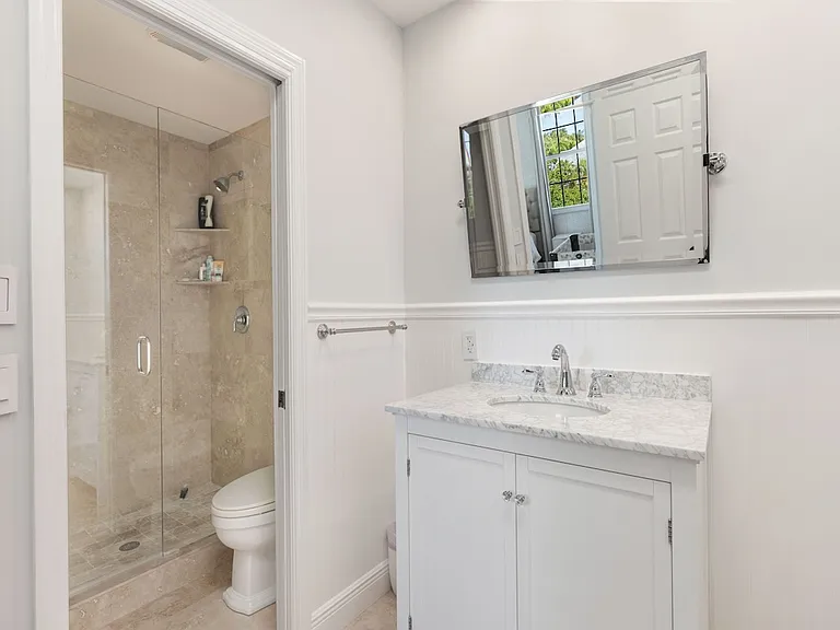 1005 Crescent Beach Rd — Photo 13