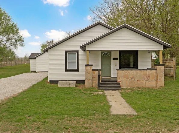 1850 N Weller Avenue, Springfield, MO 65803
