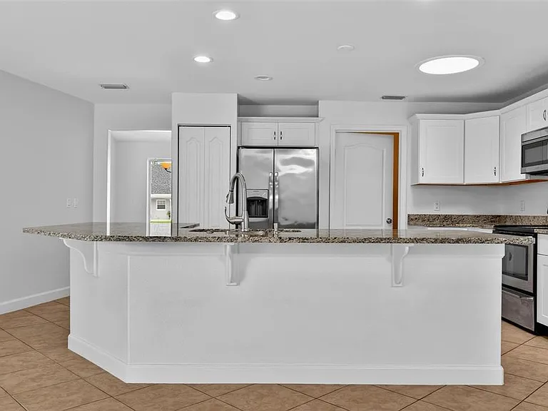 231 Wellington Dr — Photo 25