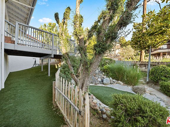 5th image of 21833 De La Luz Ave