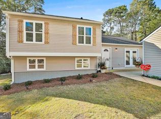 5 Buckthorn Dr, Newnan, GA