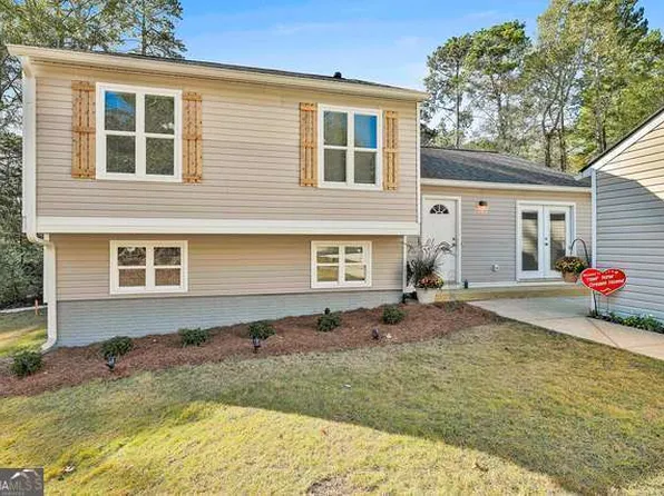 5 Buckthorn Dr, Newnan, GA 30265