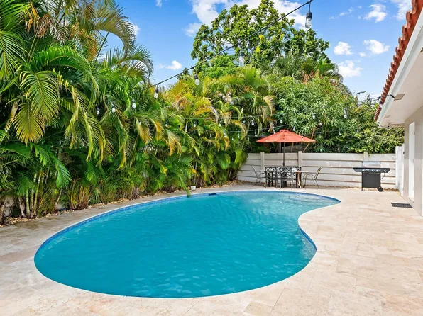 2645 SE 3rd St, Pompano Beach, FL 33062