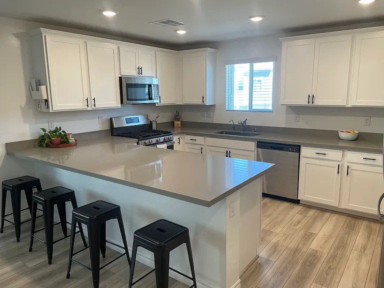 6152 Foxes Dale St — Photo 3