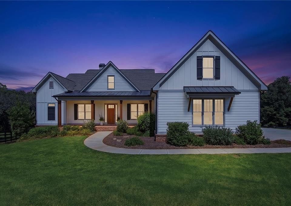 1st image of 204 Creekstone Ct