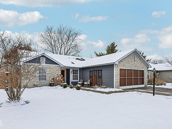 3rd image of 18426 Harvest Meadows Dr E