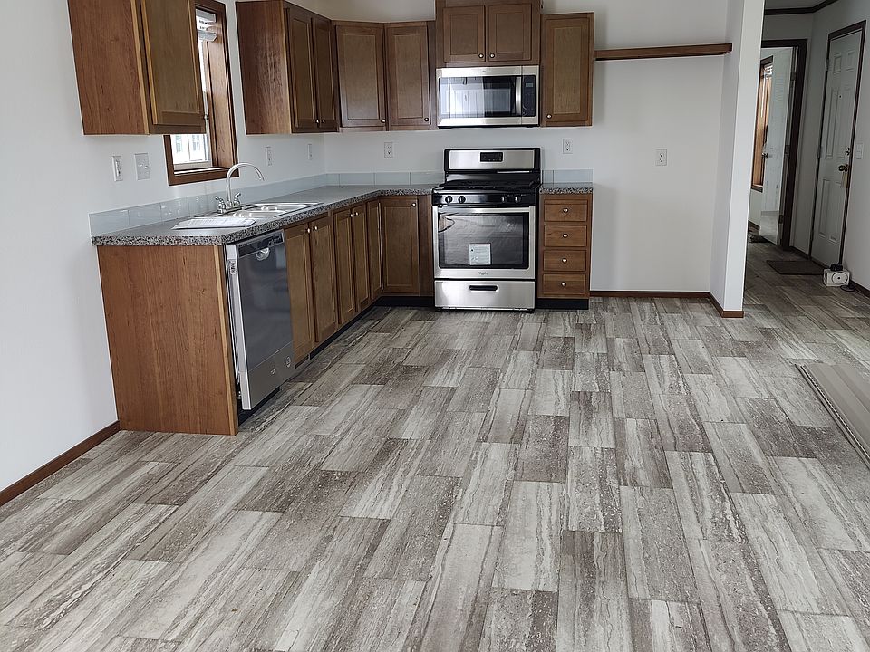 1st image of 1 Shannon Dr #164