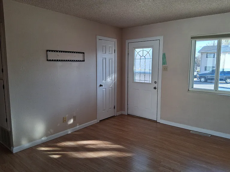 3809 Azalea St — Photo 15