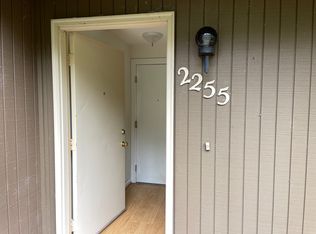 2255 Ridgeway Dr, Eugene, OR 97401