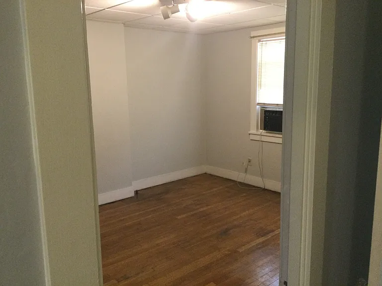 3332 Parkview Ave — Photo 9