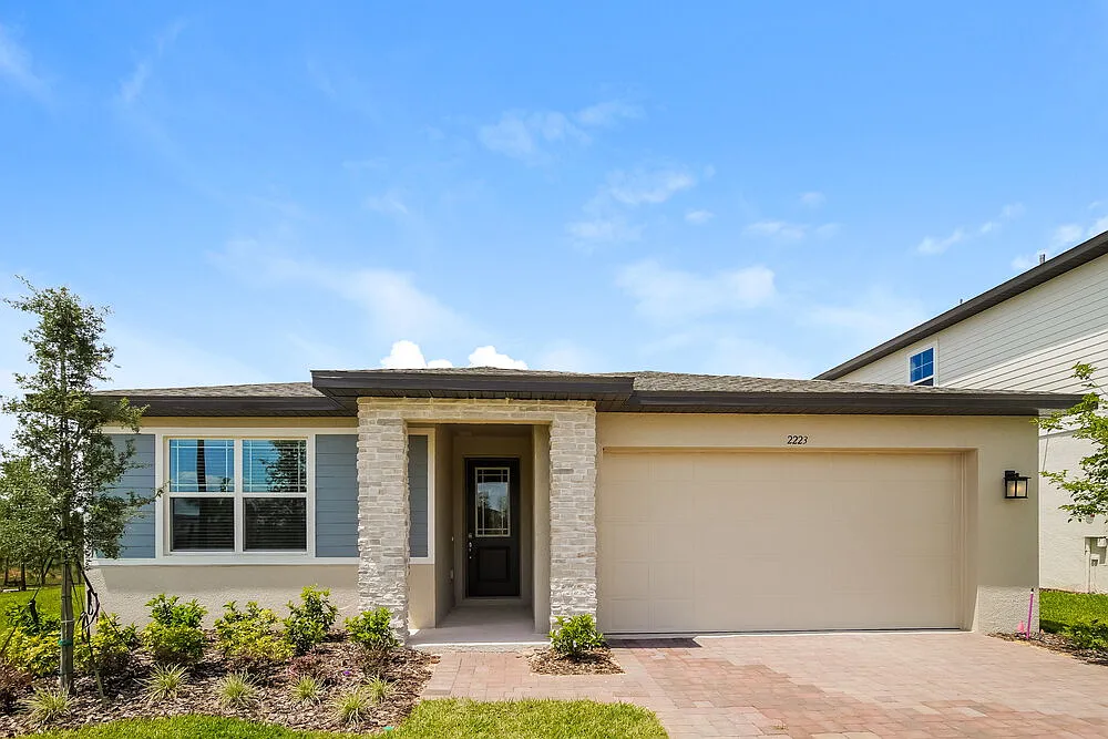 4 bed, 3.0 bath, 2185 sqft, $3,020 — Photo 1
