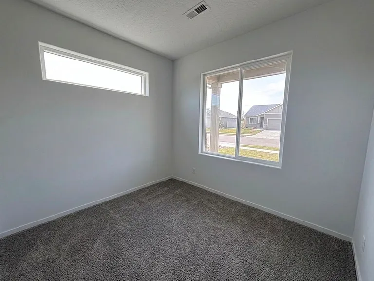 17520 E Desmet Ave — Photo 20