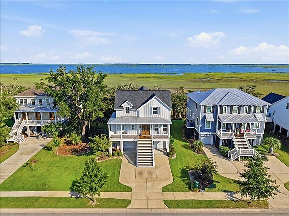 3rd image of 1522 Menhaden Ln