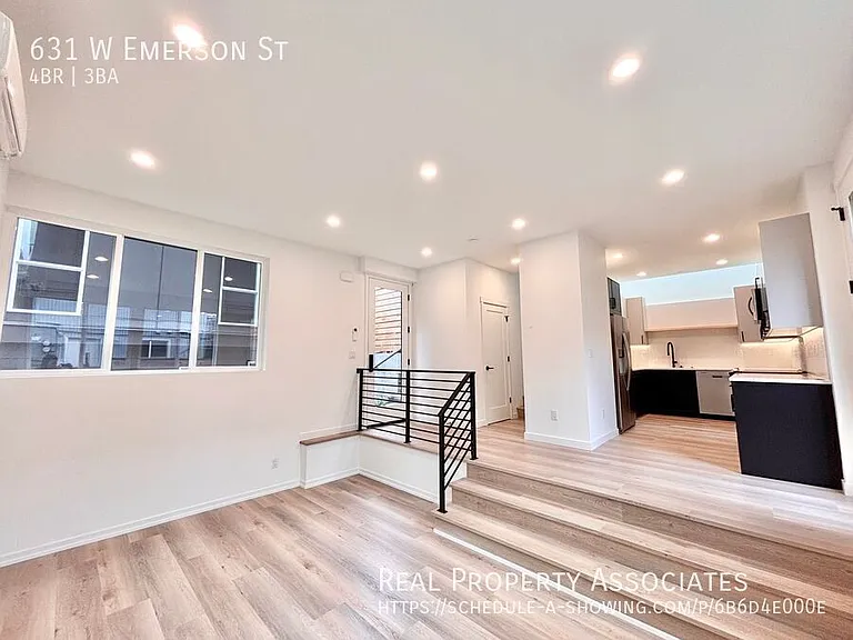 631 W Emerson St — Photo 7