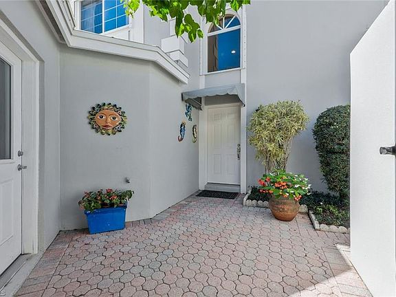 5th image of 7089 Villa Lantana WAY