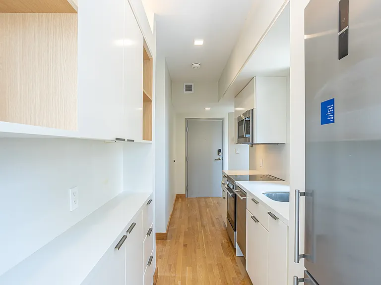 115 Mt Auburn St. — Photo 12