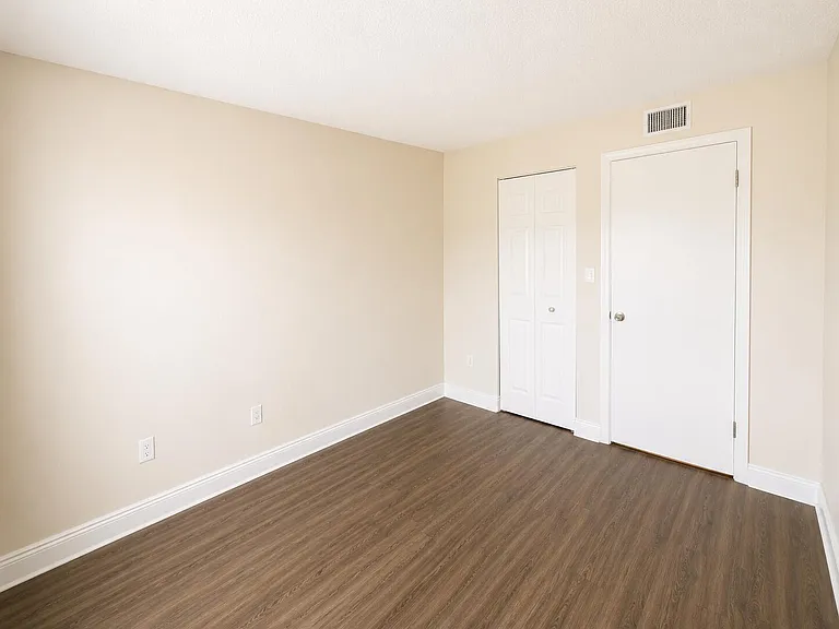 4205 N University Dr #106 — Photo 21