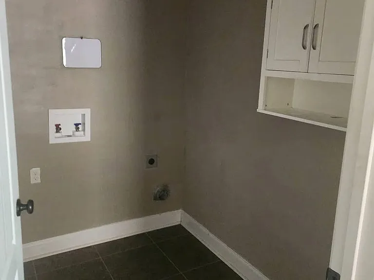 109 Canton Ct — Photo 10