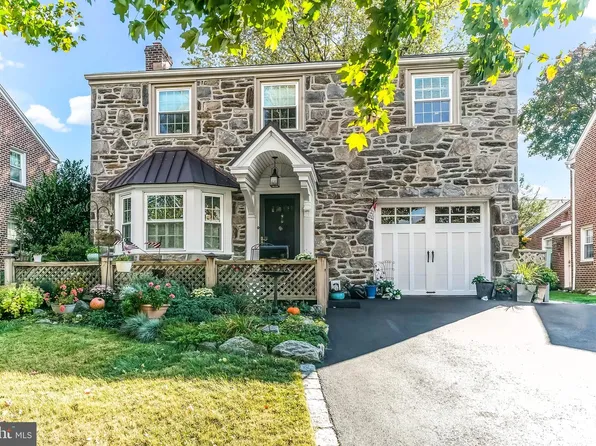 1505 Sunnyhill Ln, Havertown, PA 19083