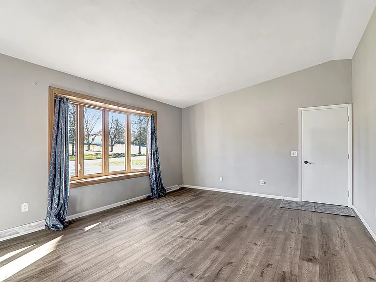 3789 Skyhigh Rd — Photo 5
