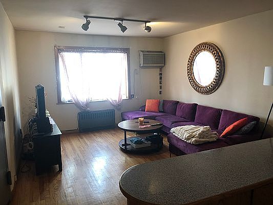 1st image of 2043 42nd St #1
